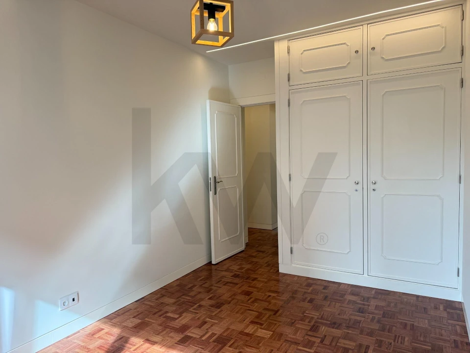 Apartamento T3 para Arrendamento em São Domingos de Benfica Foto 29