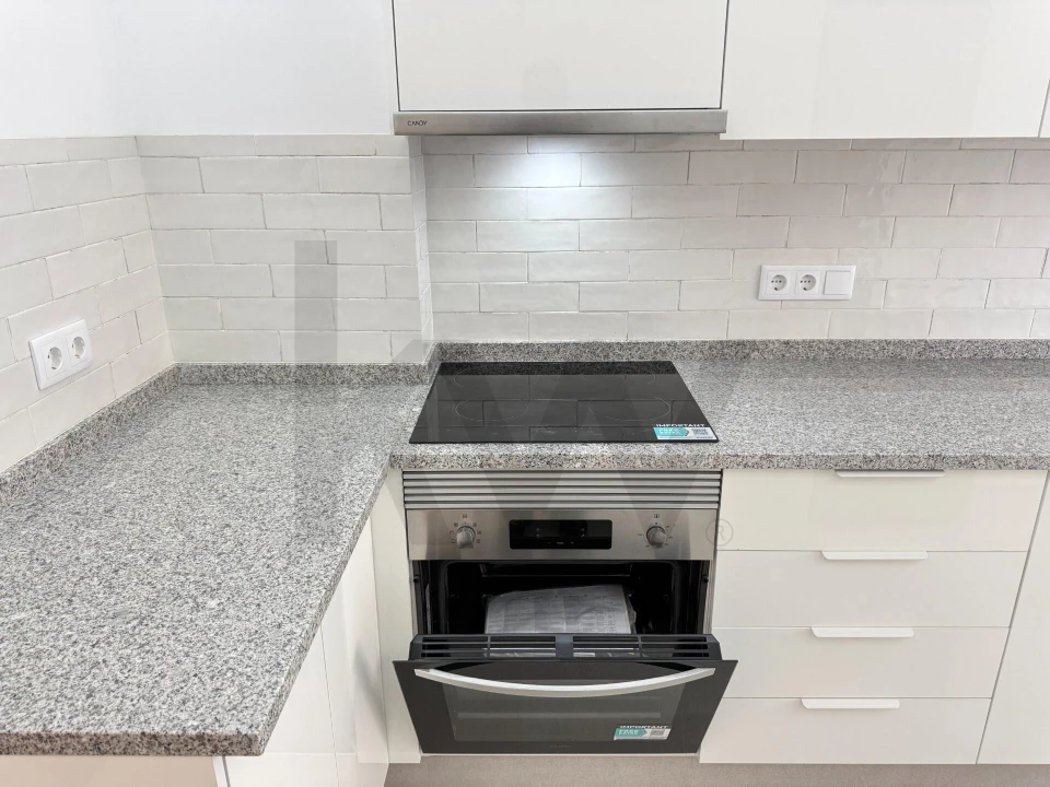 Apartamento T3 para Arrendamento em São Domingos de Benfica Foto 17