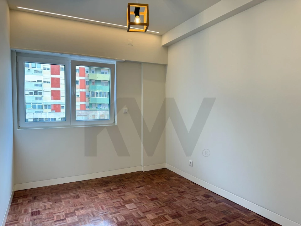 Apartamento T3 para Arrendamento em São Domingos de Benfica Foto 20