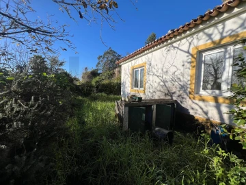 Moradia T5 para Venda em São João das Lampas e Terrugem