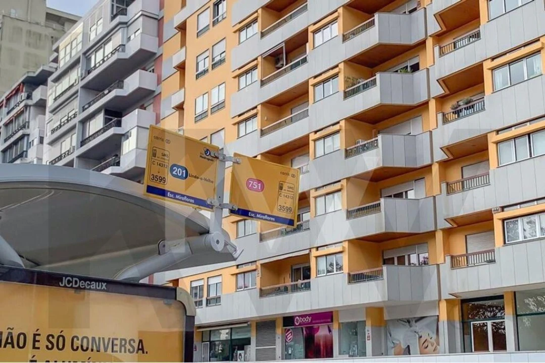 Apartamento T2 para Arrendamento em Algés, Linda-A-Velha e Cruz Quebrada-Dafundo Foto 43