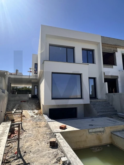 Moradia T4 para Venda em Ericeira