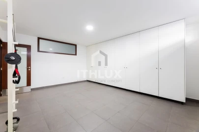 Moradia T4 para Venda em Lomar e Arcos