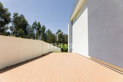 Moradia T4 para Venda em Lomar e Arcos