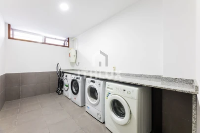 Moradia T4 para Venda em Lomar e Arcos