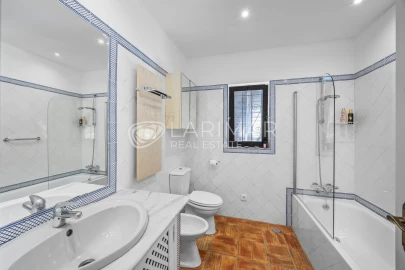 Moradia T3 para Venda em Loule (São Sebastião)