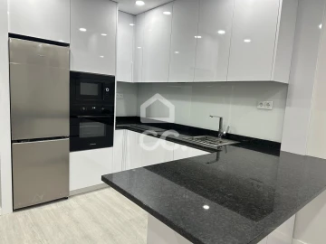 Apartamento T2 para Venda em Santa Maria Maior e Monserrate e Meadela