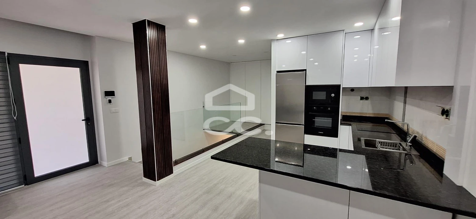 Apartamento T2 para Venda em Santa Maria Maior e Monserrate e Meadela Foto 15