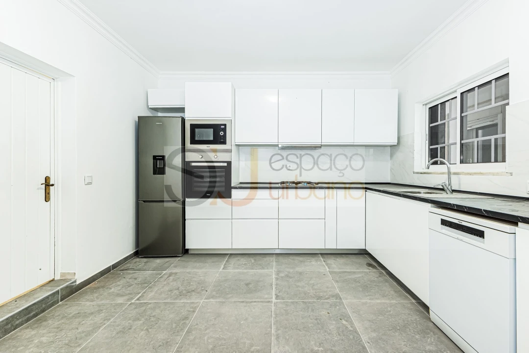 Moradia T11 para Arrendamento em Boliqueime Foto 19