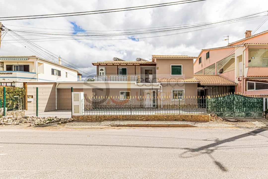 Moradia T11 para Arrendamento em Boliqueime Foto 3