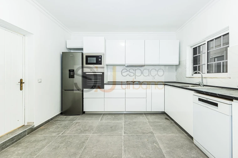 Moradia T11 para Arrendamento em Boliqueime Foto 19