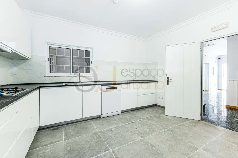 Moradia T11 para Arrendamento em Boliqueime Foto 20