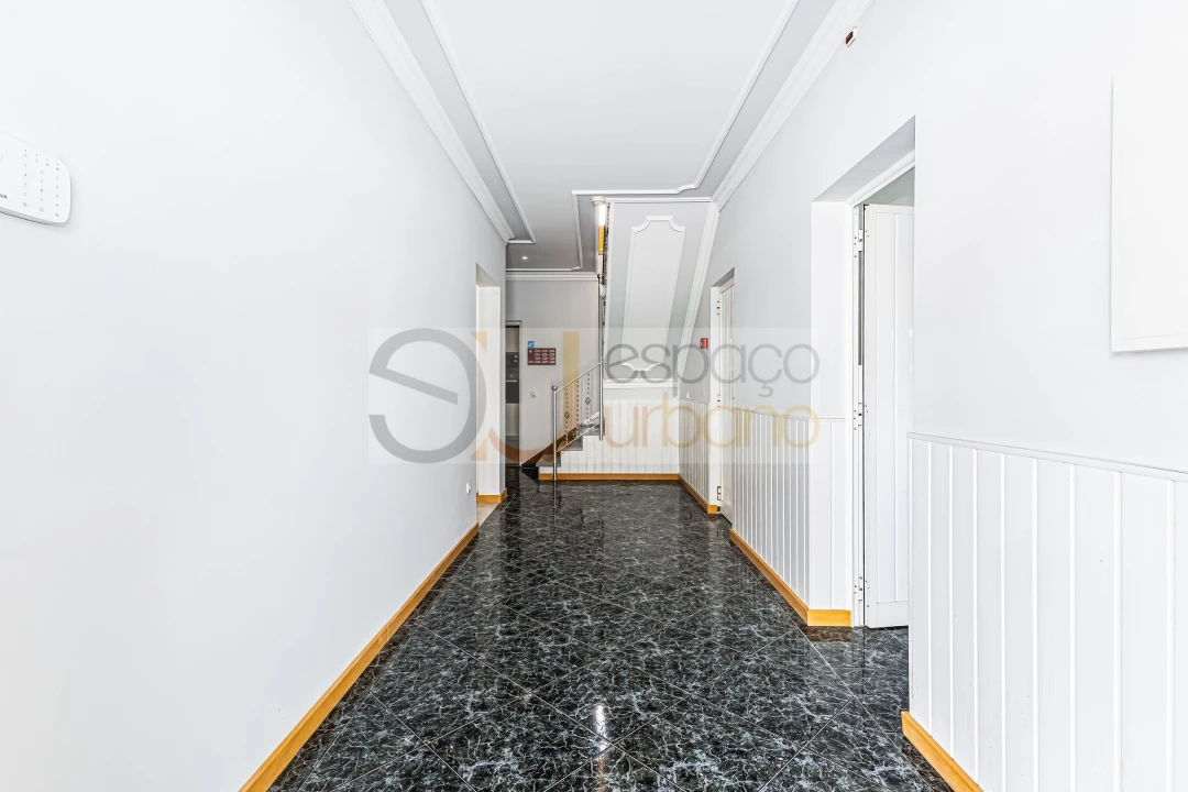 Moradia T11 para Arrendamento em Boliqueime Foto 4