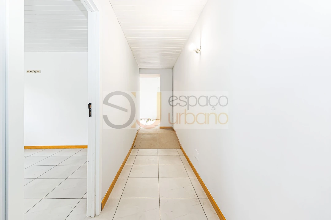 Moradia T11 para Arrendamento em Boliqueime Foto 9