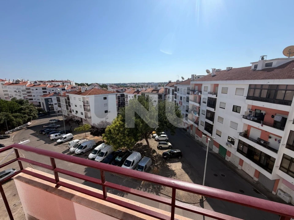 Apartamento T4 para Venda em Amora Foto 6