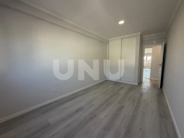 Apartamento T4 para Venda em Amora