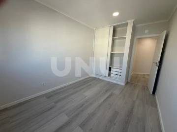 Apartamento T4 para Venda em Amora
