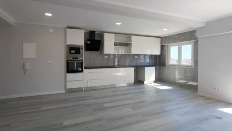 Apartamento T4 para Venda em Amora