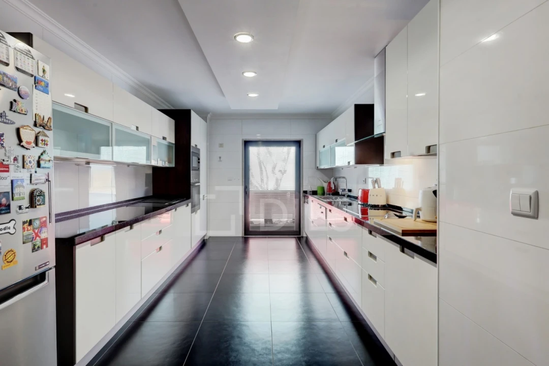 Apartamento T3 para Venda em Avenidas Novas Foto 13