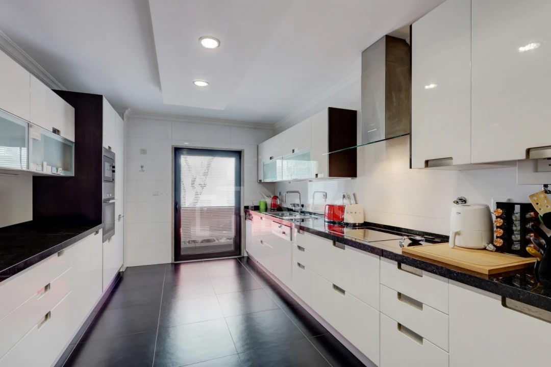 Apartamento T3 para Venda em Avenidas Novas Foto 14