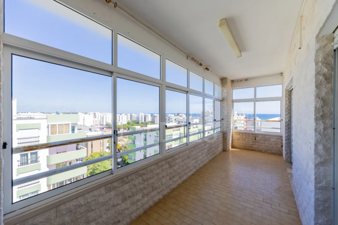 Apartamento T4 para Venda em Quarteira Foto 25
