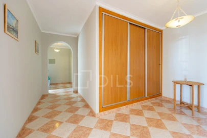 Apartamento T4 para Venda em Quarteira