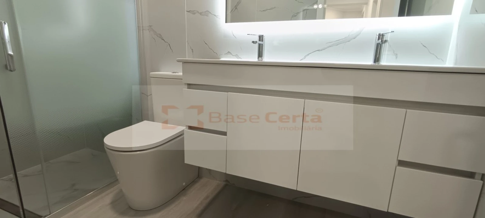 Apartamento T4 para Venda em Amora Foto 16