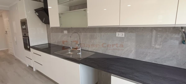 Apartamento T4 para Venda em Amora