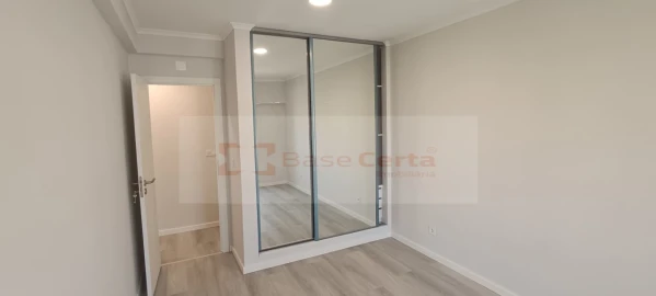 Apartamento T4 para Venda em Amora