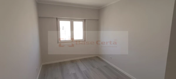 Apartamento T4 para Venda em Amora