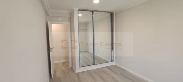 Apartamento T4 para Venda em Amora