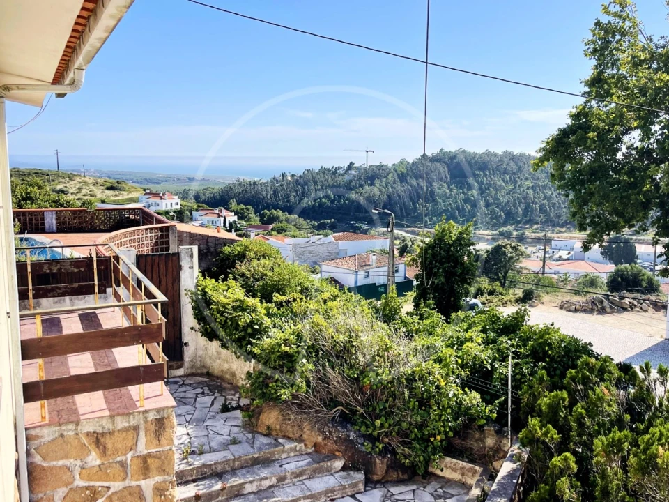 Moradia T4 para Venda em Alcabideche Foto 3
