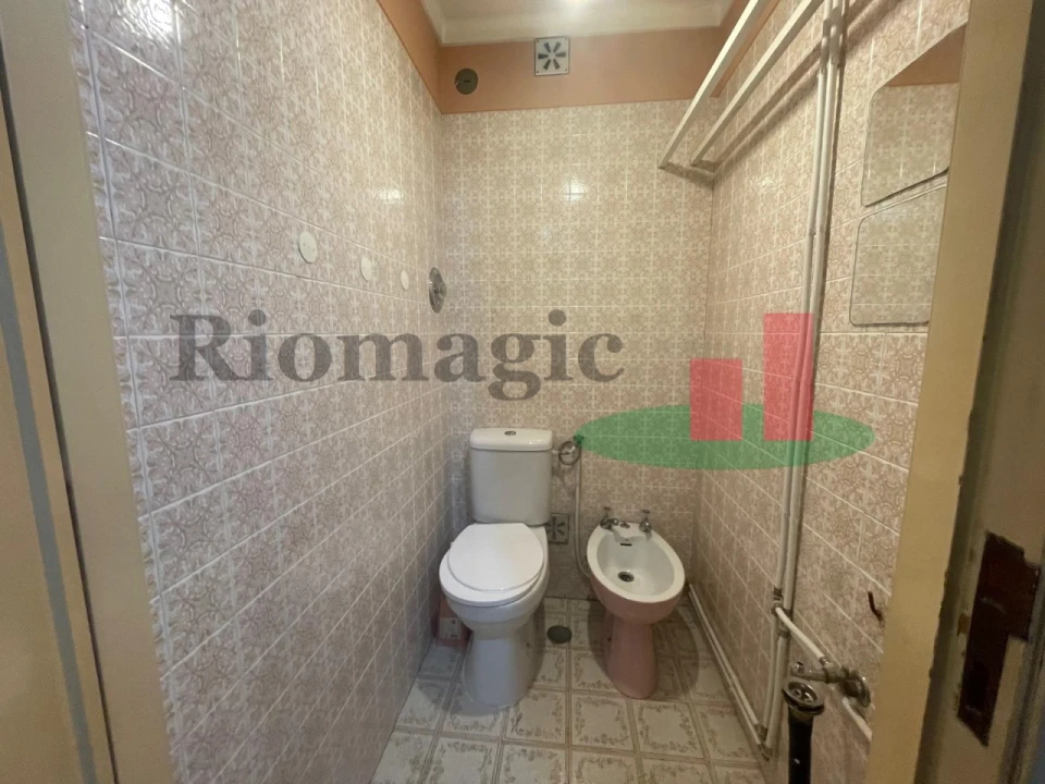 Apartamento T3 para Venda em São Domingos de Benfica Foto 4