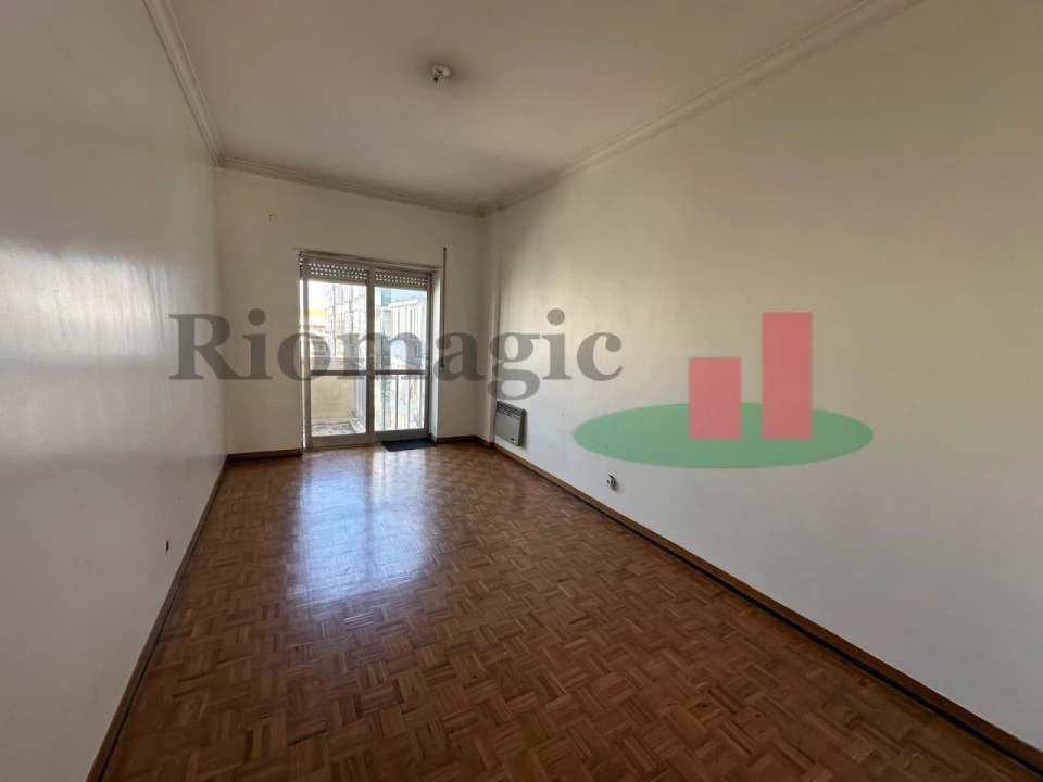 Apartamento T3 para Venda em São Domingos de Benfica Foto 15