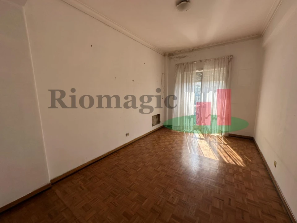 Apartamento T3 para Venda em São Domingos de Benfica Foto 10