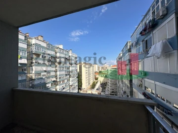 Apartamento T3 para Venda em São Domingos de Benfica