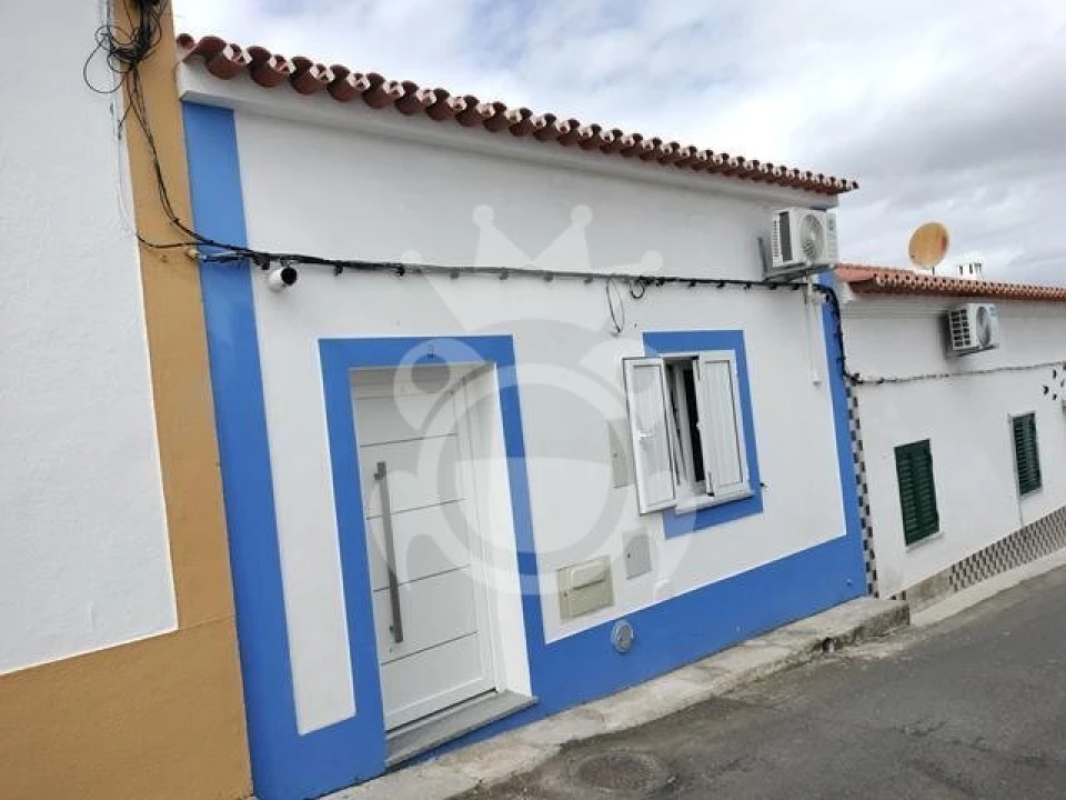 Moradia T4 para Venda em Reguengos de Monsaraz Foto 1
