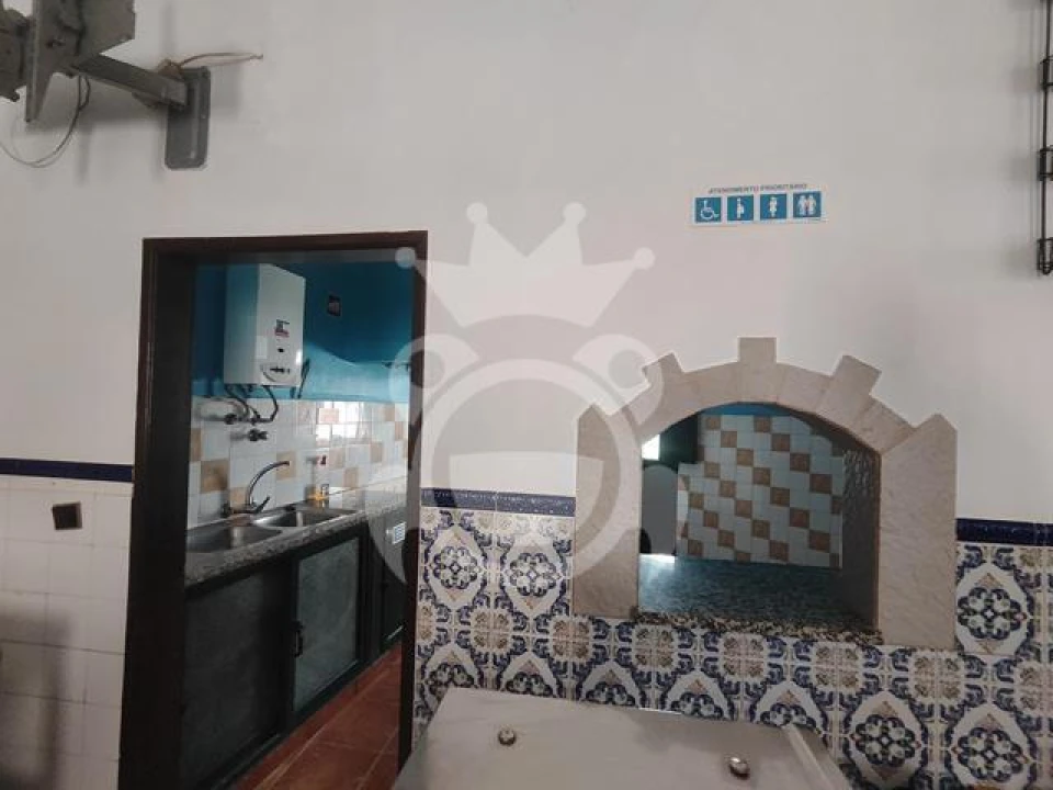 Negócio para Venda em Campo e Campinho Foto 8