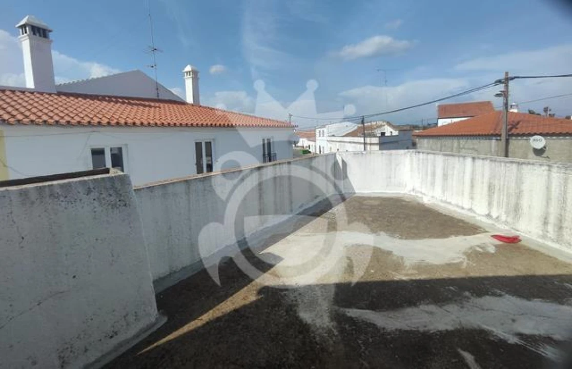 Negócio para Venda em Campo e Campinho Foto 13