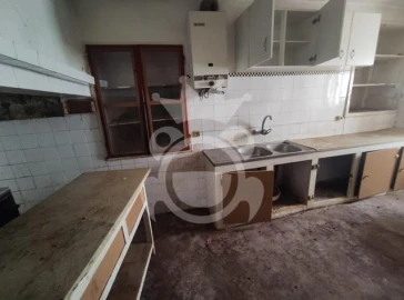 Moradia T6 para Venda em Fronteira