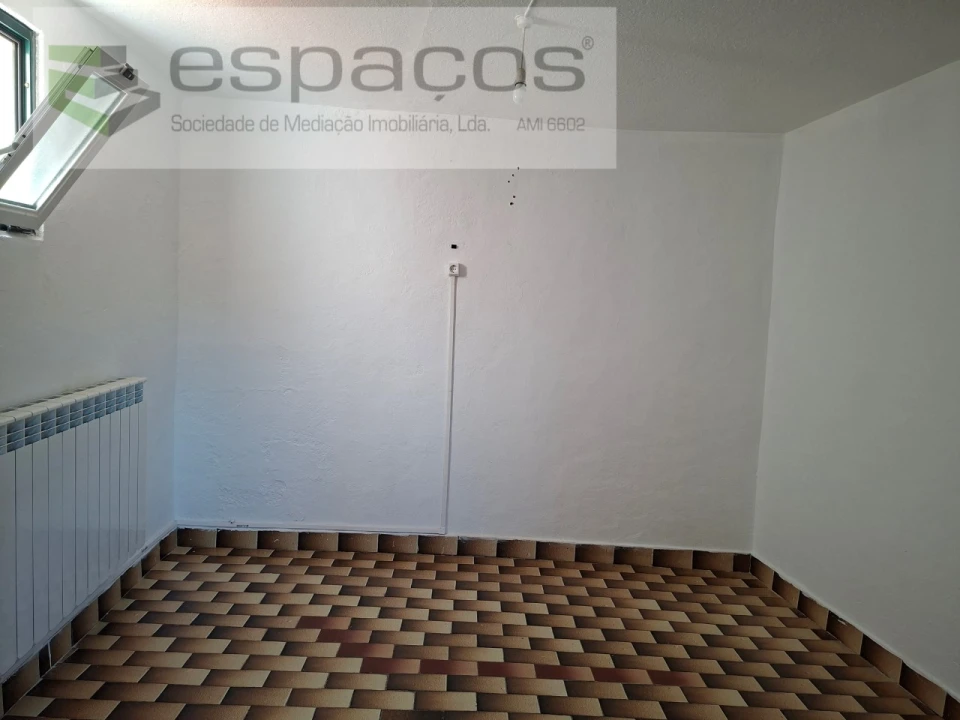 Moradia T4 para Venda em Vale de Prazeres e Mata da Rainha Foto 7