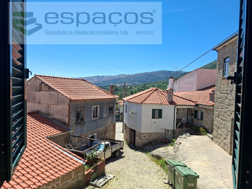 Moradia T4 para Venda em Vale de Prazeres e Mata da Rainha Foto 26