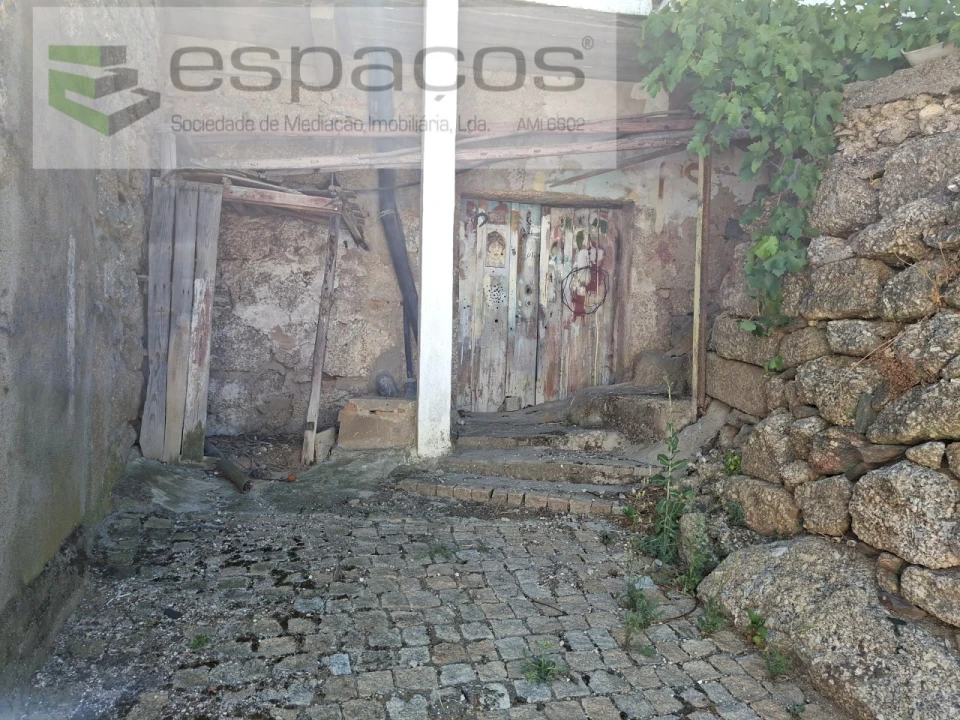 Moradia T4 para Venda em Vale de Prazeres e Mata da Rainha Foto 38