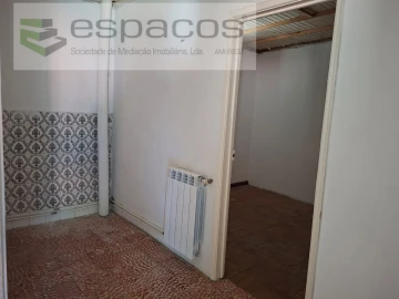 Moradia T4 para Venda em Vale de Prazeres e Mata da Rainha