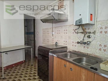 Moradia T4 para Venda em Vale de Prazeres e Mata da Rainha