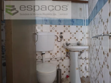 Moradia T4 para Venda em Vale de Prazeres e Mata da Rainha