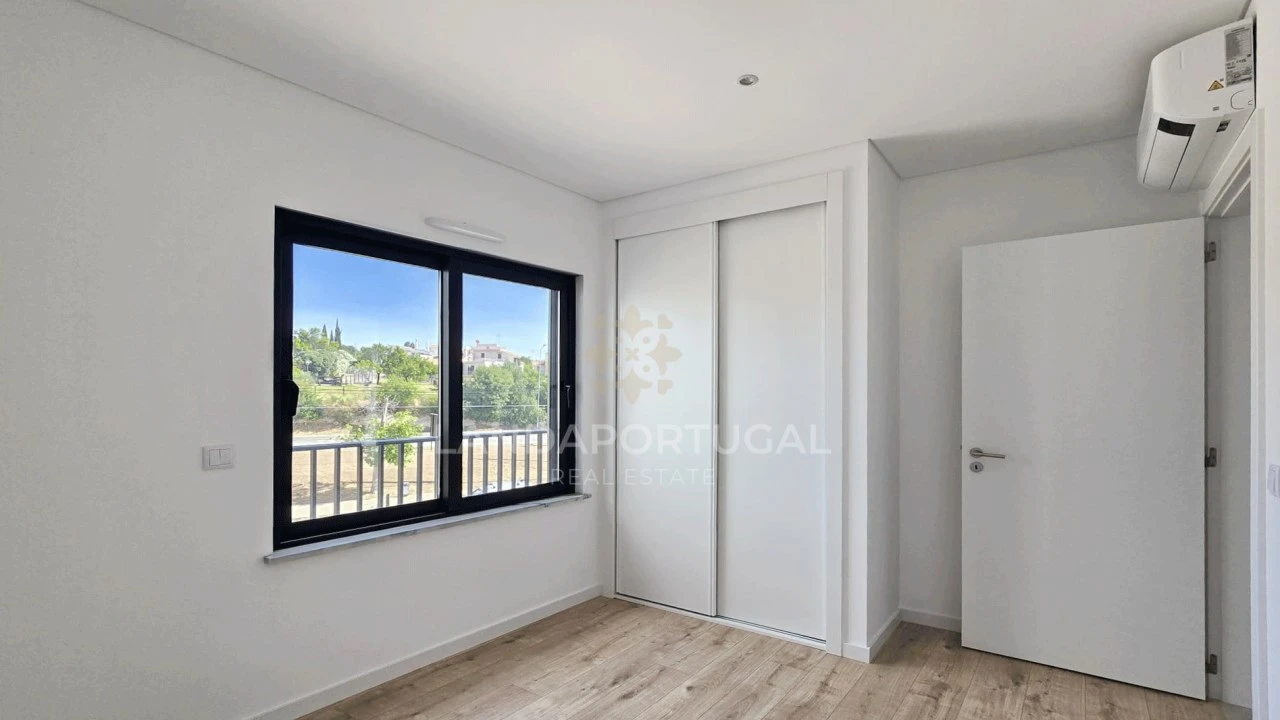 Apartamento T4 para Venda em Tavira (Santa Maria e Santiago) Foto 15