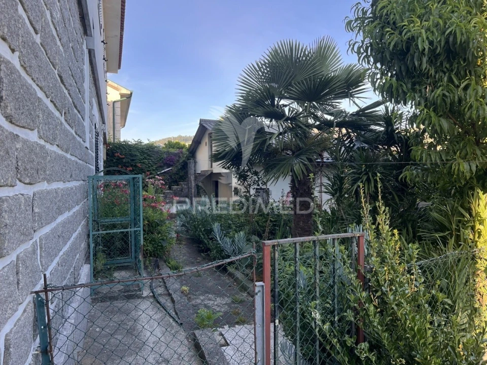 Moradia T6 para Venda em Vale (São Cosme), Telhado e Portela Foto 12