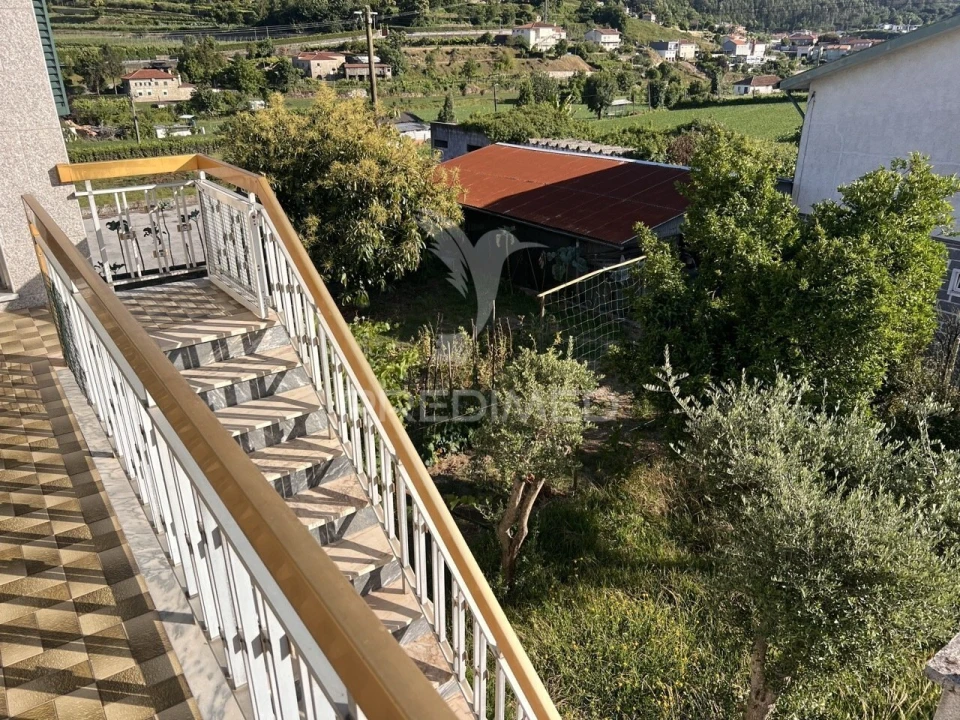 Moradia T6 para Venda em Vale (São Cosme), Telhado e Portela Foto 17