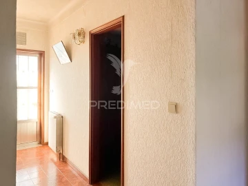 Moradia T6 para Venda em Vale (São Cosme), Telhado e Portela